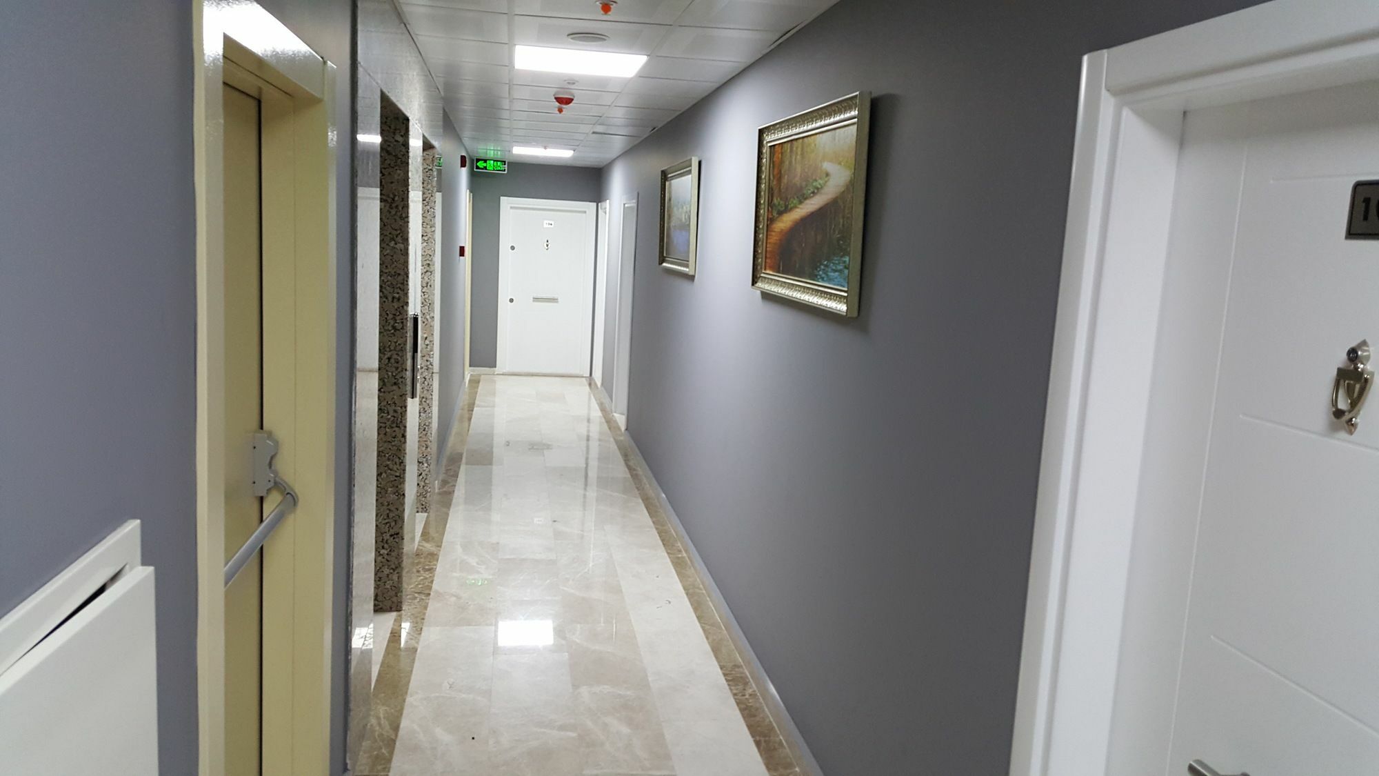 Skyport Istanbul Hotel Bagian luar foto